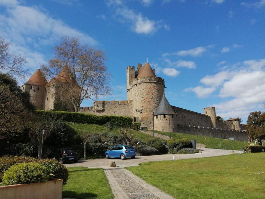 Le Soleil D Eugenie Appartement Dans Residence Avec Piscine Commune Pres De Carcassonne Olonzac Eksteriør bilde